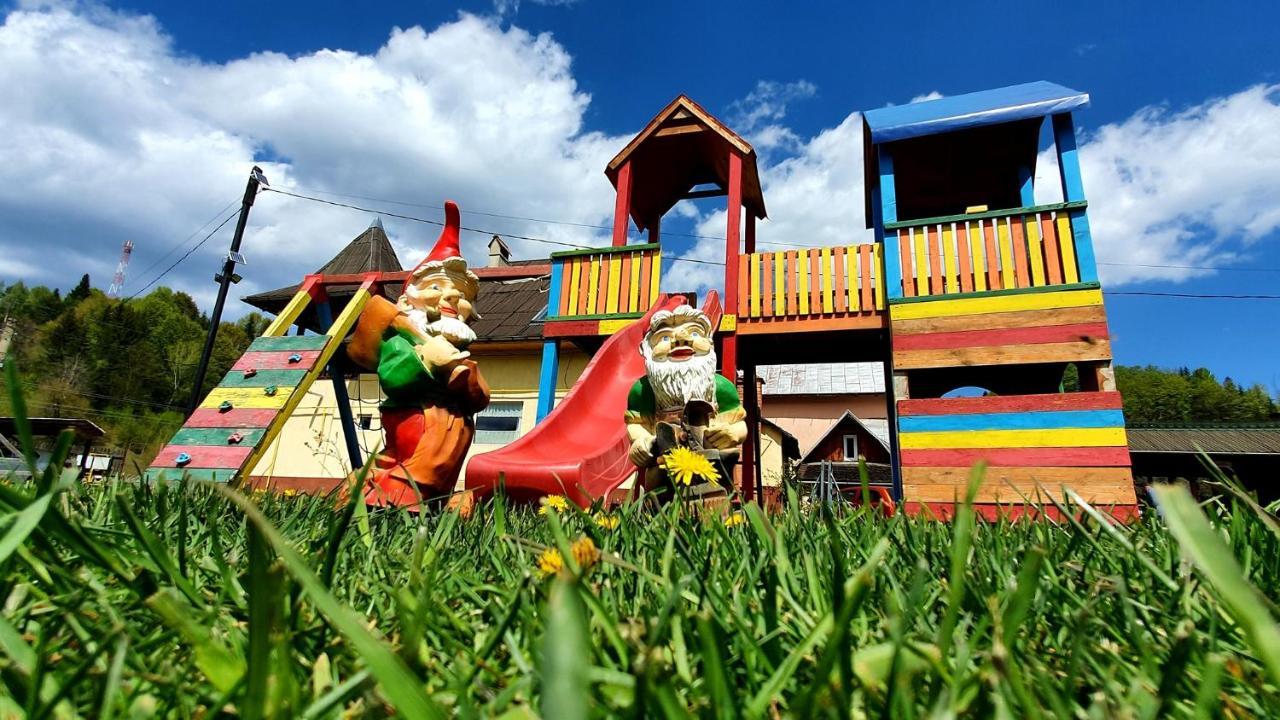 Casa Petruta Dambovicioara Hotel Podu Dimbovitei Luaran gambar