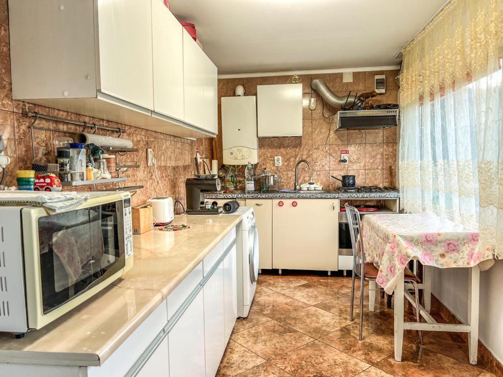 Casa Petruta Dambovicioara Hotel Podu Dimbovitei Luaran gambar